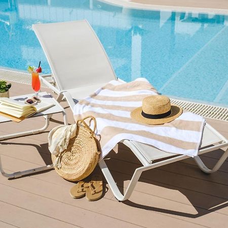 Welikehotel Triton Beach (Adults Only) 卡拉纳雅达 外观 照片